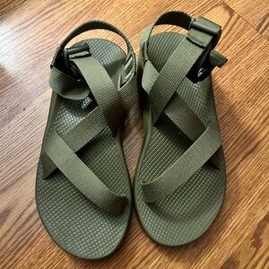 Men’s 9 Chaco Z1 Olive Green Strappy Sandals